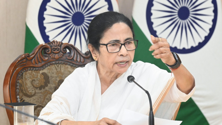 https://www.salarnews.in/public/uploads/images/newsimages/maannewsimage19112025_214719_Mamta Banerjee.png